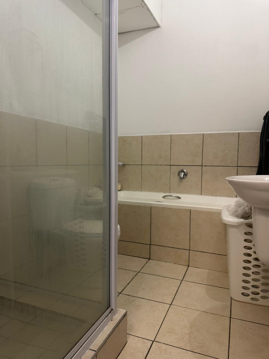 2 Bedroom Property for Sale in Burgundy Estate Western Cape